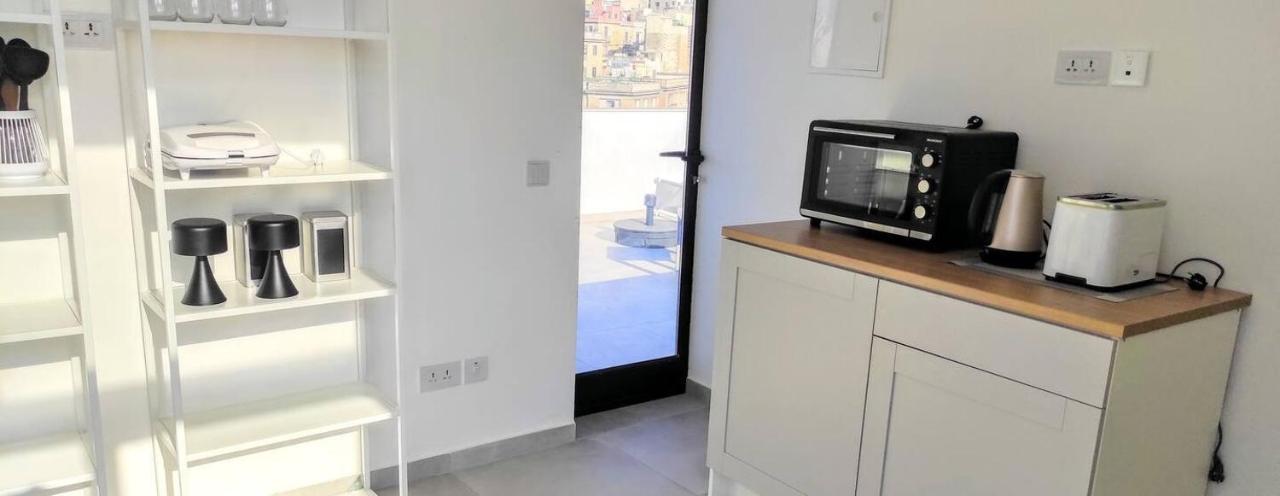 Отель Ninety Eight Boutique Living Cospicua Экстерьер фото